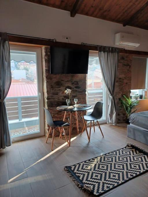 Luxury Apartment With Balcony Mytilíni Eksteriør bilde