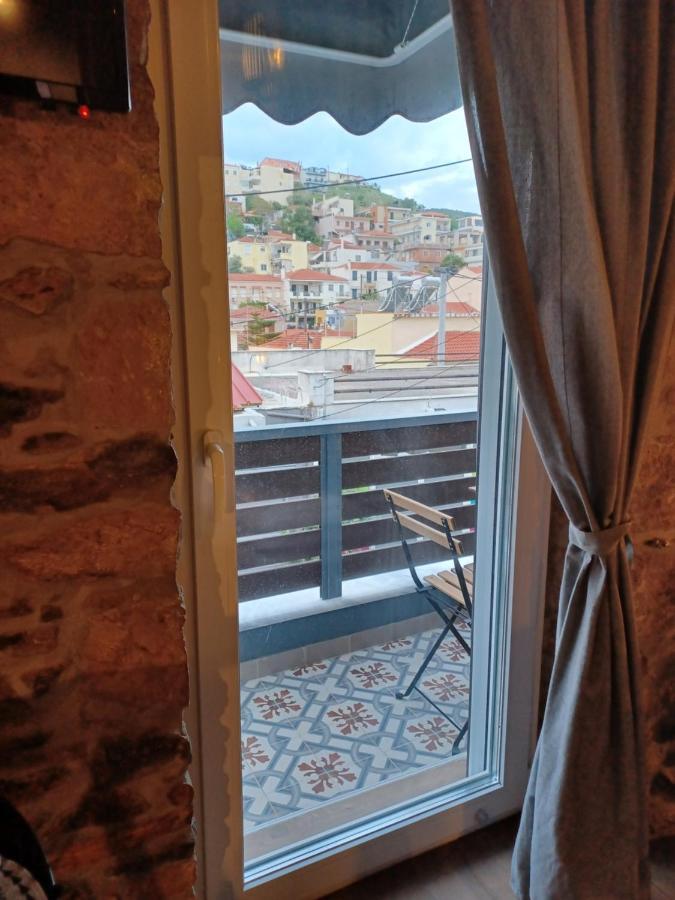 Luxury Apartment With Balcony Mytilíni Eksteriør bilde
